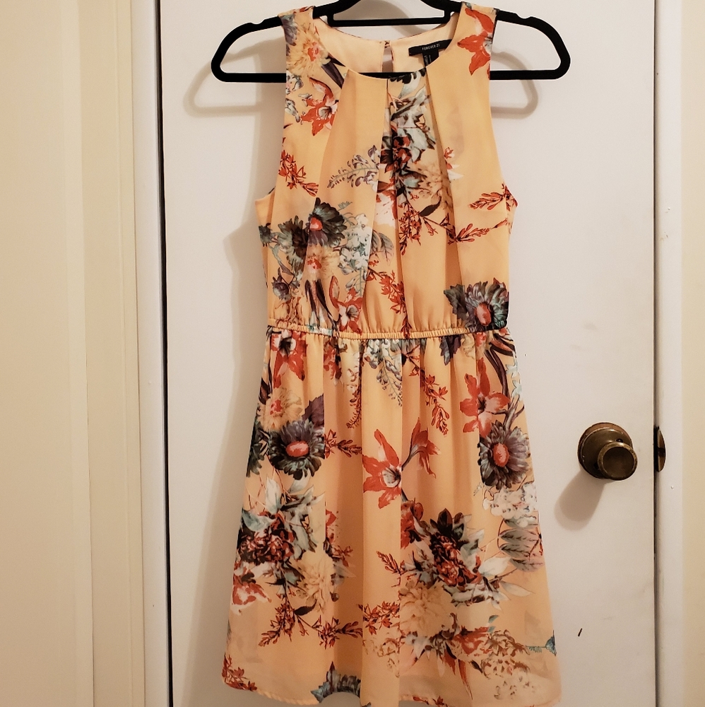 Floral pink dress